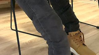 I accidentally saw my young stepson's cock.