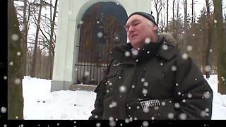 Old Man Fucks MILF Outside and Cums in Young Girl's Mouth - Samantha Jolie, Elis Diamond