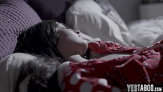 Criminal pulverize officers teenage daughter