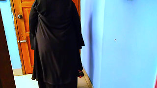 I Fuck My Hot Beautiful Arab Stepsister When She Was Masturbating Instead of Going to College