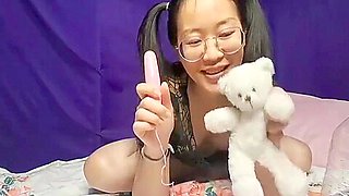 Super Sexy Cute Asian Girl Show Her Body And Play With Her Vibrator