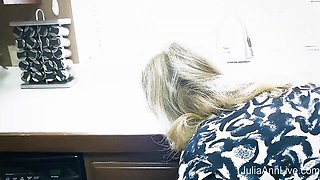 Tough Julia's doggystyle xxx