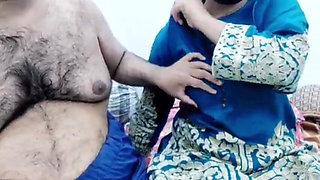 Pakistani Big Boobs Wife Milking for Her Cuckold Husband Anal Sex