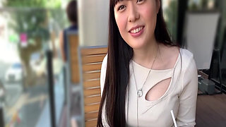 A024B01 An angel in a white coat who even takes care of the hospitalized patient while patrolling around late at night! I with sex with a patient!