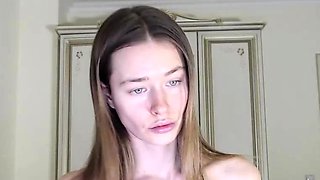 Brunette Solo Webcam Masturbation