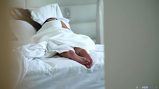 Losing Sleep Over Feet - Madison Wilde & Milan Ponjevic