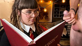 Nerdy schoolgirl working her lovely lips on a big cock