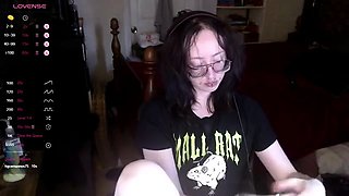 Brunette Solo Webcam Masturbation