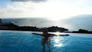 Big ass Thai GF first time anal fucking