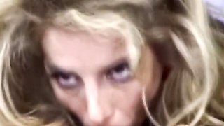 Pin-up dream girl at cuckold scene