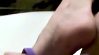 Sexy Footjob in Bathtub with Flip Flops and French Nails