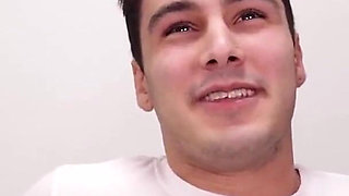 Liam Quinn's Ass Pumped. Bi Sex Hookup