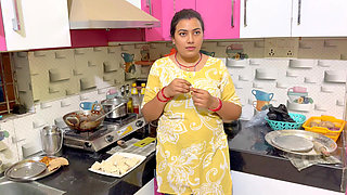 My younger stepsister accidentally sent me her nude photo, I took advantage of it and fucked my stepsister, full Hindi viral vid