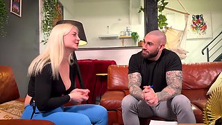 Nathalie, 26 years old, enjoys it when anal sex happens... - Jacquie et Michel TV