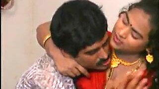 Mallu First Night – Uncle and Aunty
