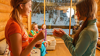 Spinner babe group all licking pussy and orgasming