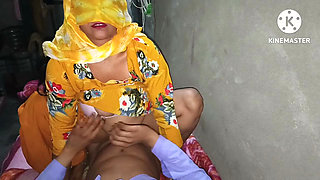 Sasur ne Bahu ki chut mein pani nikal di