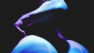 Kayley Gunner - Fade To Black