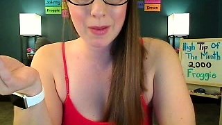 Big boobed Memphis masturbates in a bodystocking