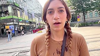 Artemis Carmona Helsinki Cumwalk