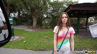 The couple enjoyed a pleasant bus ride with stunning views.