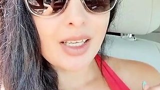 Masturbation close up Tamara big clit