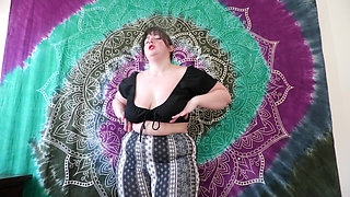 Hairy BBW Pussy Fucked Until Squirt