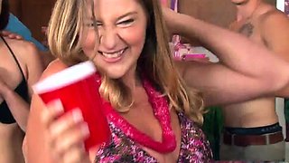 Big Cock Enjoys Blowjob And Hardcore Ride