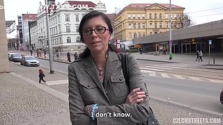 Veronika fucks a stranger in the street