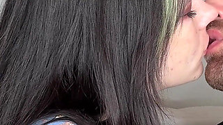 Makeout Session Couch Cam a 4K