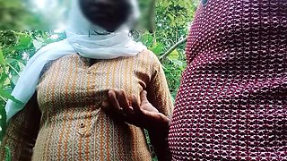 Asian BBW Girlfriend Fucked Outdoor by Boyfriend in Jungle