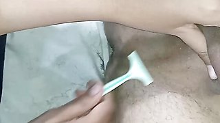 big dick risky Shaveing my Dick teasing masturbate rubbing shaved horny pussy and cumshot orgasm
