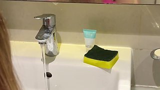 Unexpected Fuck in the Restroom with a Beautiful Stepmom