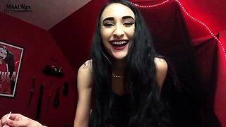 Nikki Nyx - Smoke Femdom