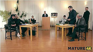Courtroom Chaos - Lilian Black