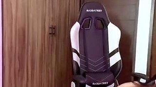 Streaming big cock close ups