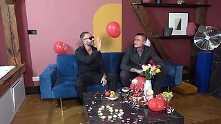 Amateur Foursome Valentine's Day Blowjob Cumshot