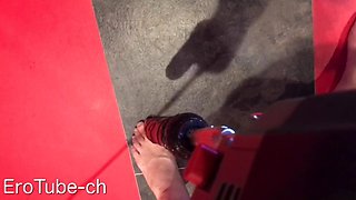 Electric Drill Thick Vibrator Masochistic Woman Who Moans with an Open Pussy and a Disgusting Pussy Squirting
