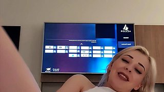 Amateur brunette ariana marie solo toying