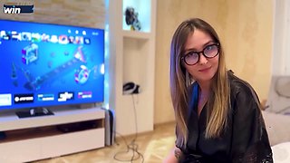 Stepbrother ravages his red-hot stepmom in virtual reality - amazing XXX porn!