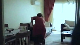 Son conquers mom, homemade amateur video