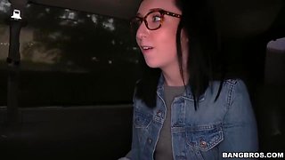 Bespectacled Tennessee Bombshell Scarlett Fucks Cock Flashing Immigrant For Cash Money