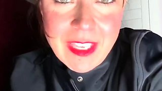 Hot Brunette mature Webcam Masturbation