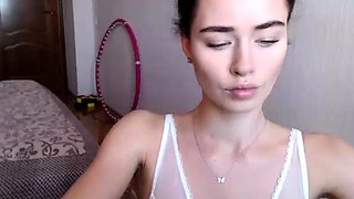 Hot amateur webcam teen masturbates for their fans