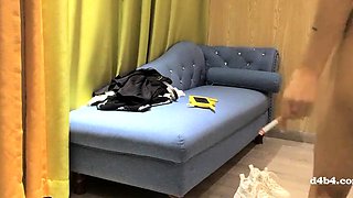Movie theater amateur fingering hairy bush