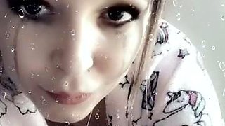 Brunette Solo Webcam Masturbation