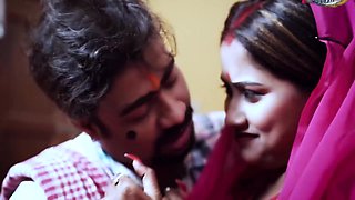 Bhabhi Ji - Doodh Nikal Ne Aaya Dudhwale Bhaiya Sudipa Bhoujai Ki Aur Chus Chus Ke Piya Ka Doodh ( Hindi Audio )