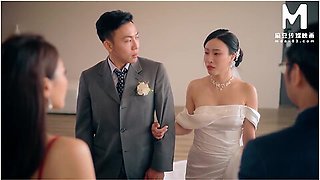 Soon-to-be-married Slutty Wife Engages In Wife-swapping Sex Before Her Wedding Day With Li Rong Rong