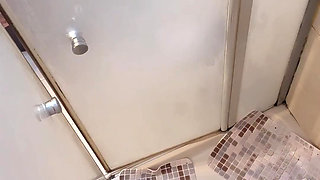 Big Belly BBW Shower Time Fun: Saggy Tits, Amazing Big Booty & Wet Curvy Body