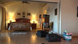 Emma Evins Deserves a Creamy Finish in Molokai